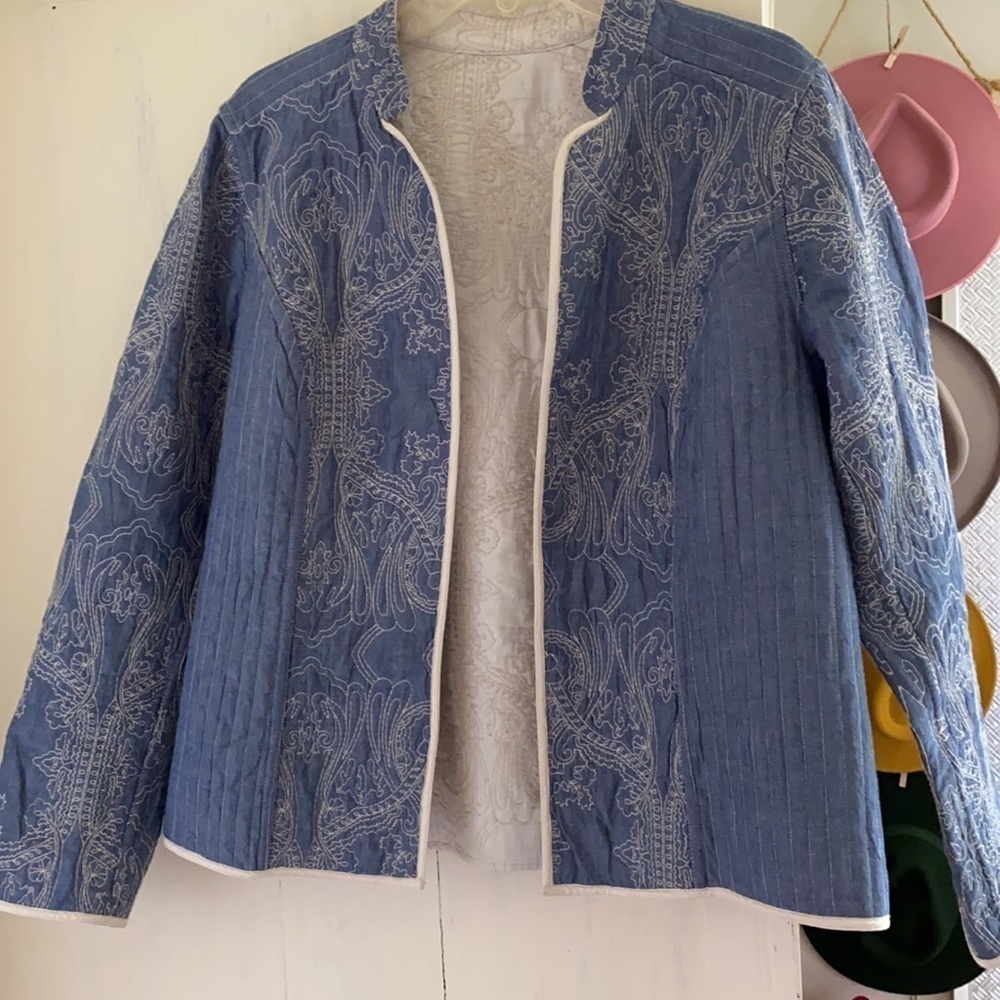 Embroidered jacket - Picture 1 of 4